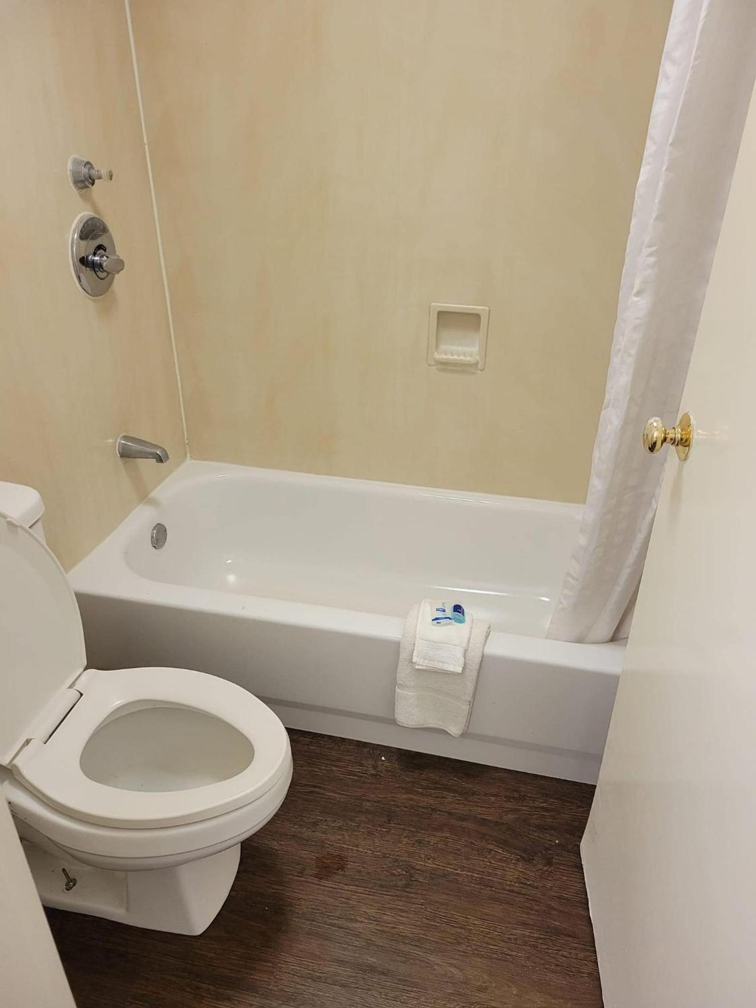 Rodeway Inn Huntsville Luaran gambar